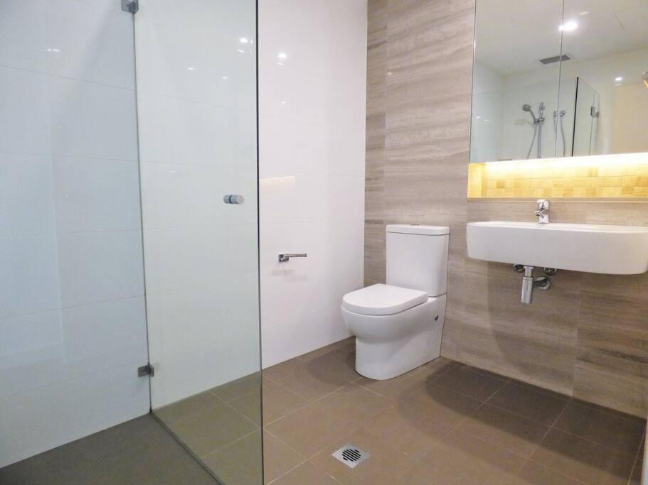 Glad1 - Monash Rd - Gladesville *